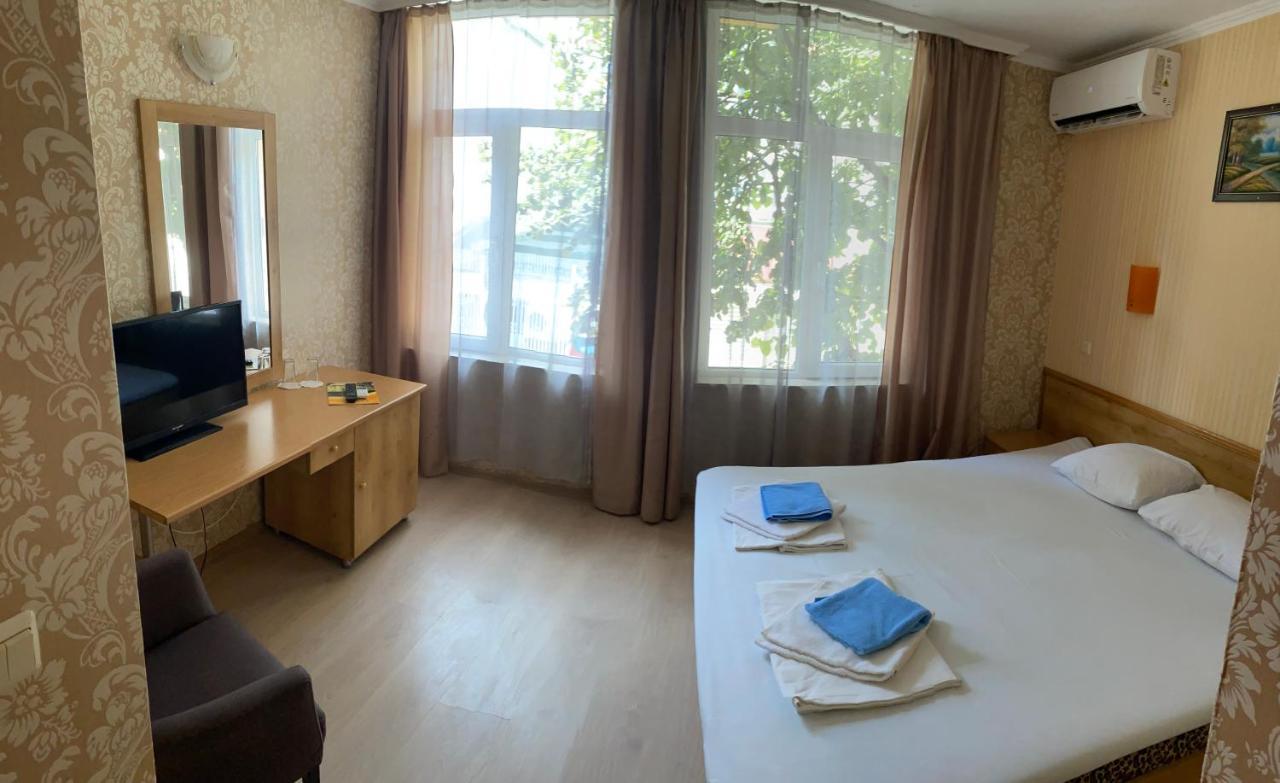 Еника Hotel Varna Exterior foto